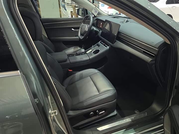 Фото 8 - Aito M5