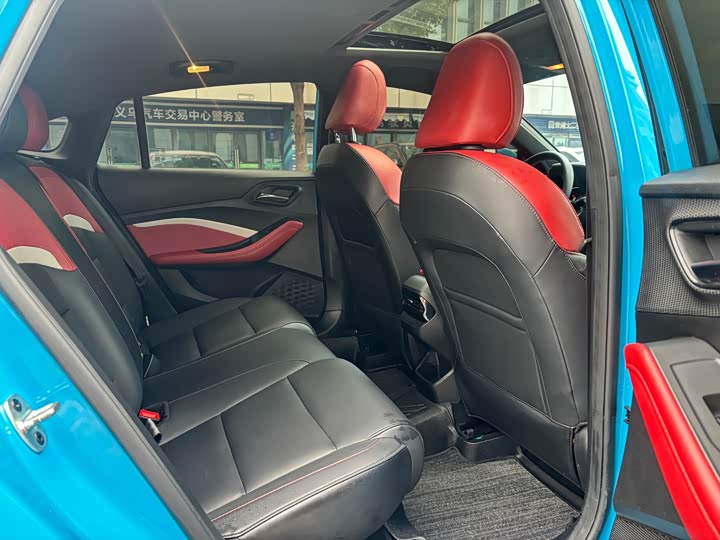 Фото 9 - MG Motor 5