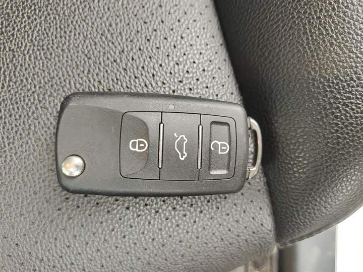 Фото 9 - Nissan Sylphy