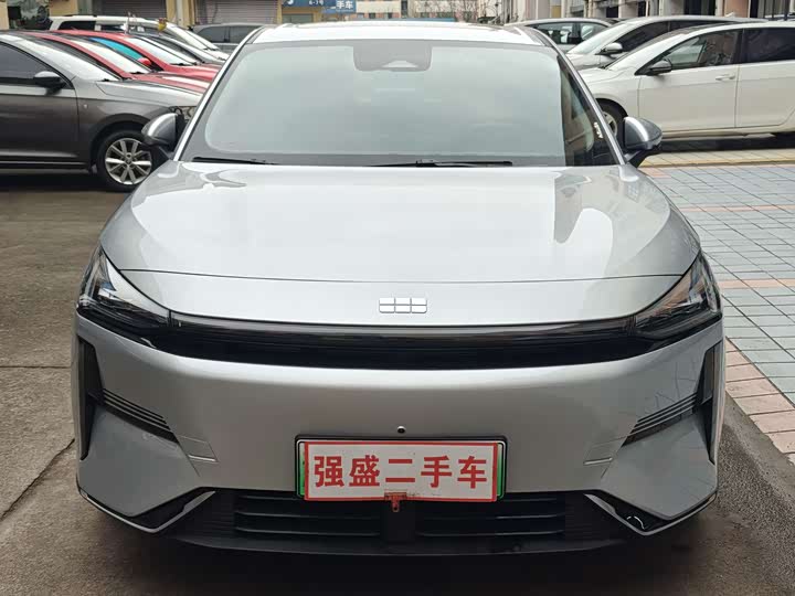 Фото 2 - Geely Galaxy L6