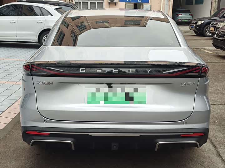 Фото 4 - Geely Galaxy L6