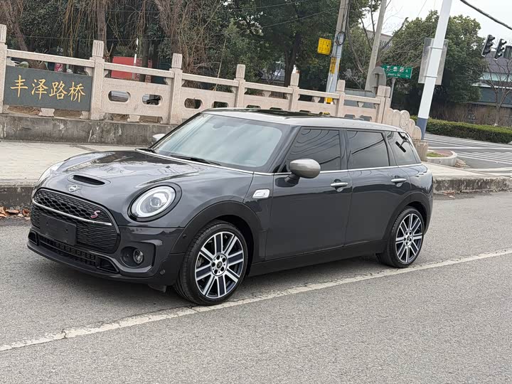 Фото 1 - Mini Clubman