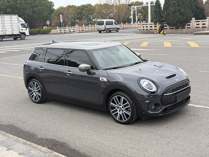 Фото 7 - Mini Clubman