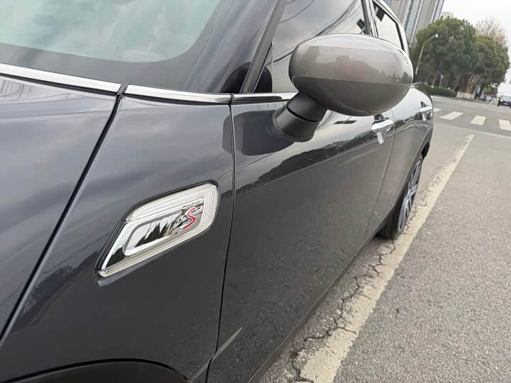 Фото 9 - Mini Clubman