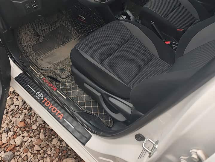 Фото 9 - Toyota Vios FS