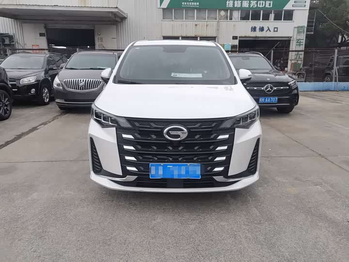 Фото 2 - GAC Trumpchi M6