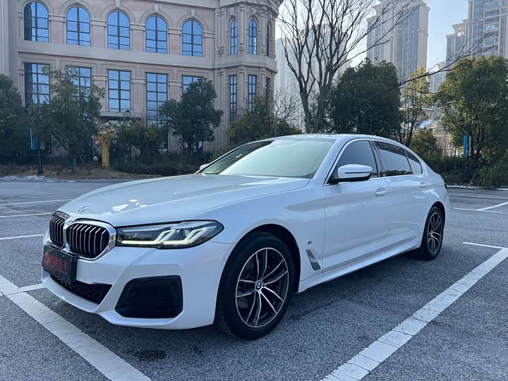 Фото 3 - BMW 5 Series