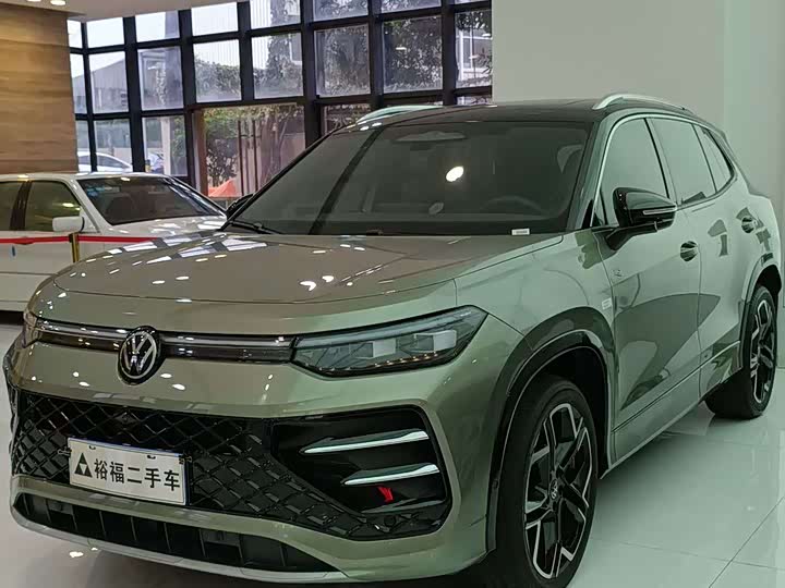 Фото 1 - Volkswagen Tayron