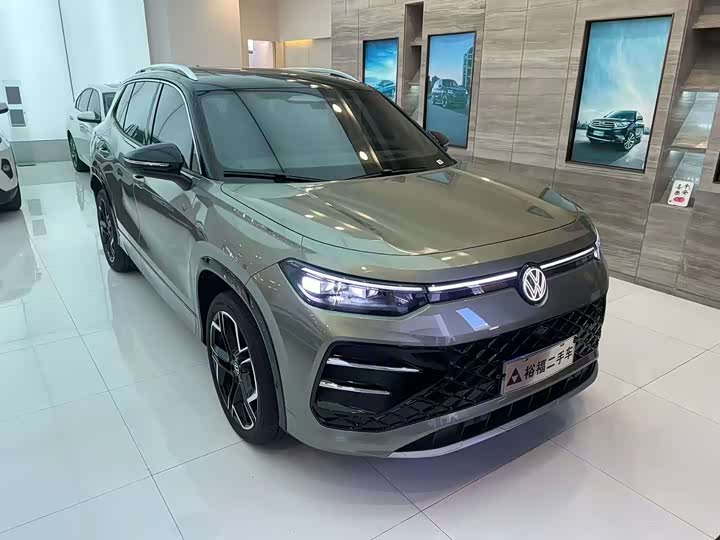 Фото 3 - Volkswagen Tayron