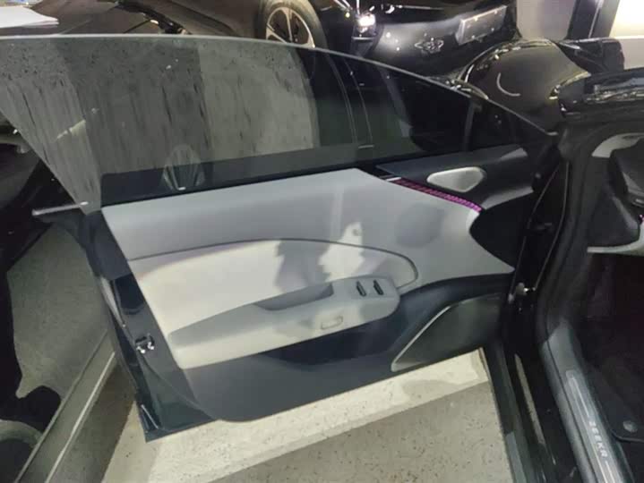 Фото 7 - Zeekr 007