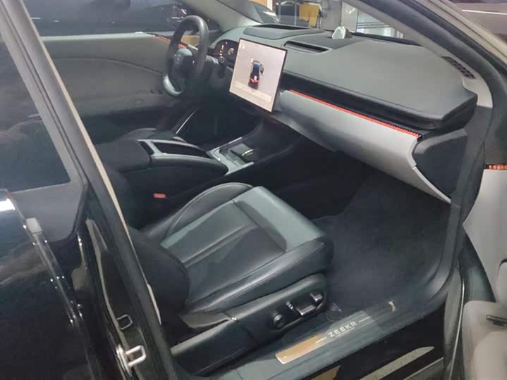 Фото 8 - Zeekr 007