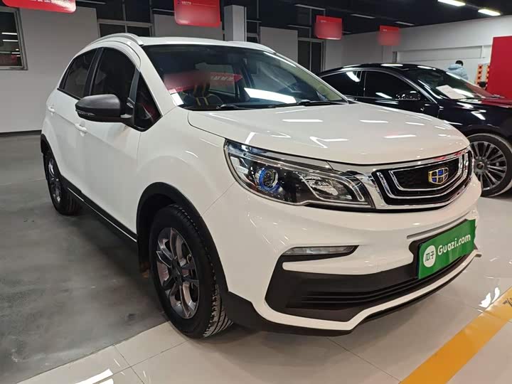 Фото 4 - Geely Vision X3