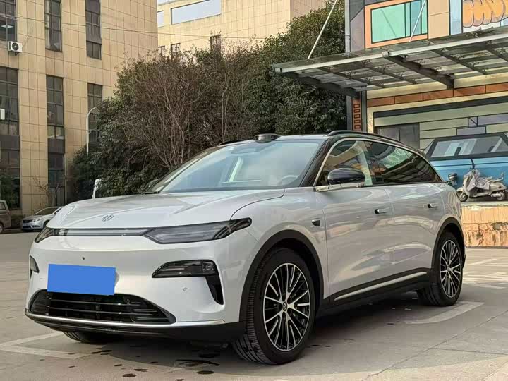 Фото 1 - Leapmotor C11