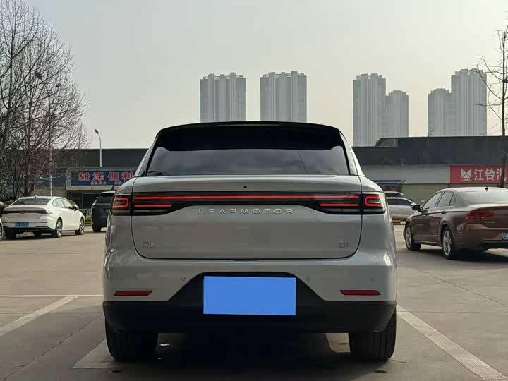 Фото 8 - Leapmotor C11