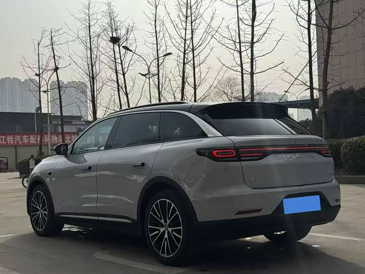 Фото 9 - Leapmotor C11