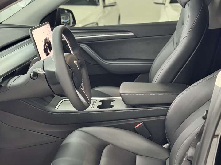 Фото 5 - Tesla Model Y