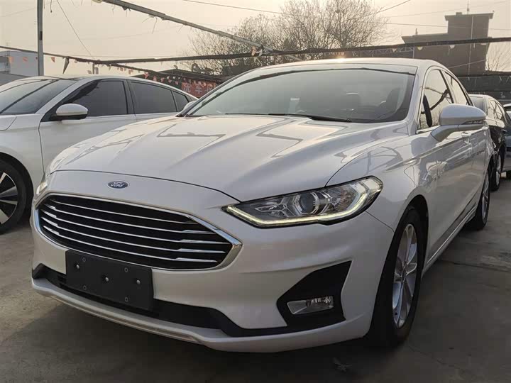 Фото 2 - Ford Mondeo