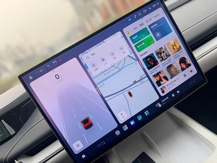 Фото 5 - Xiaomi SU7