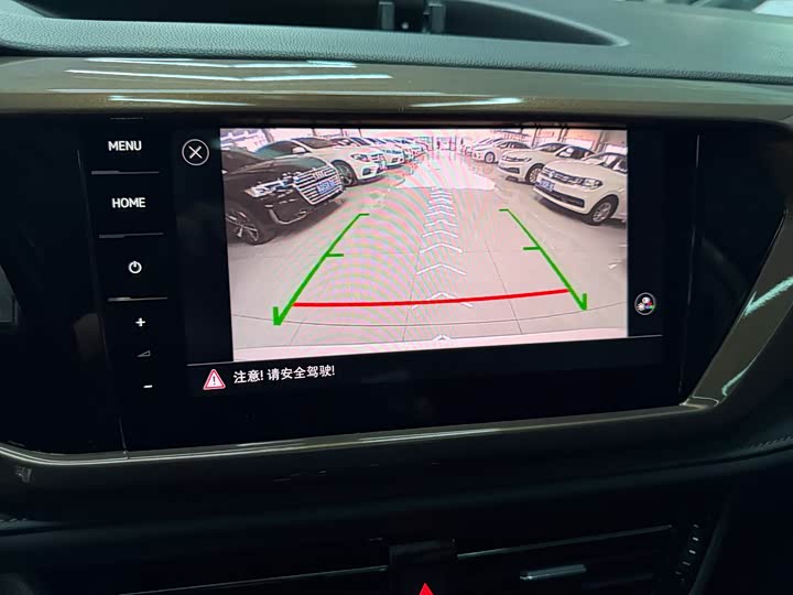 Фото 9 - Volkswagen Tharu