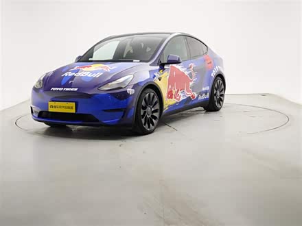 Фото 1 - Tesla Model Y