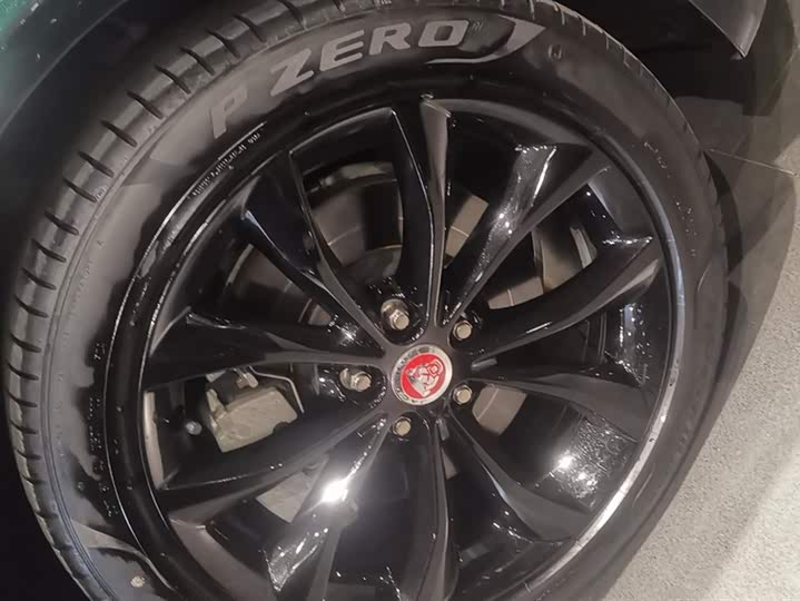 Фото 6 - Jaguar XF L