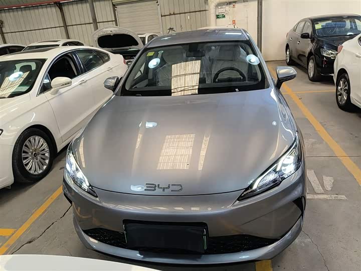 Фото 3 - BYD Seal 05 DM-i Hybrid