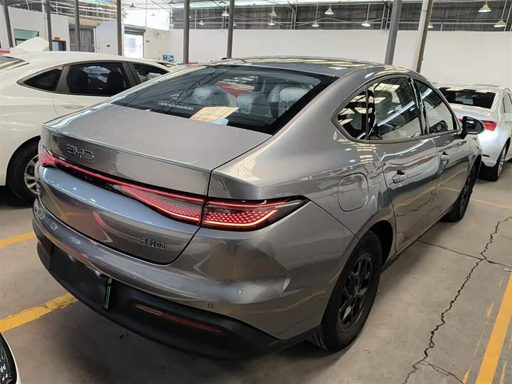 Фото 7 - BYD Seal 05 DM-i Hybrid