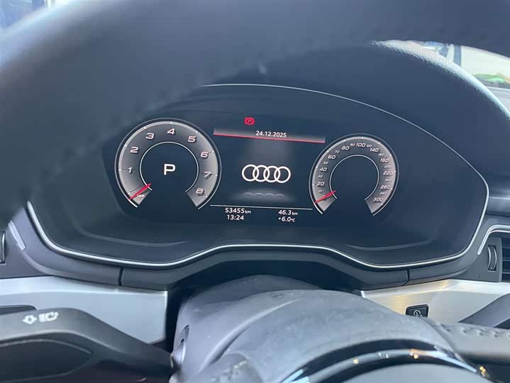 Фото 9 - Audi A4L