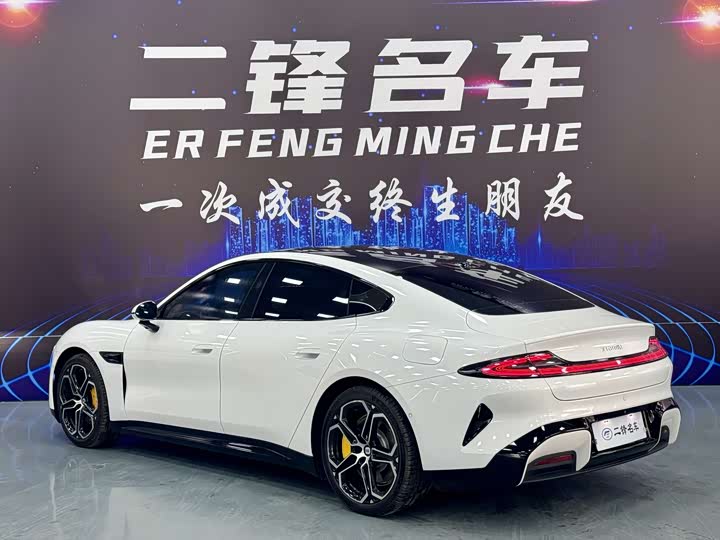 Фото 6 - Xiaomi SU7