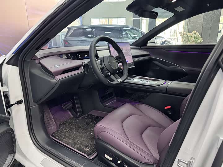 Фото 8 - Xiaomi SU7