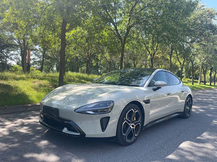 Фото 1 - Xiaomi SU7