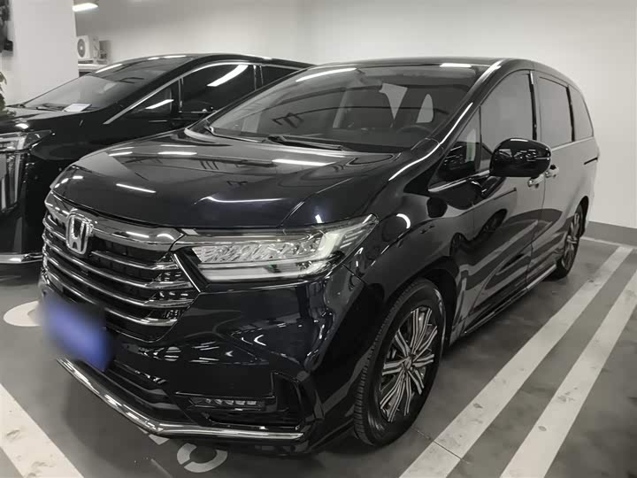 Фото 1 - Honda Odyssey