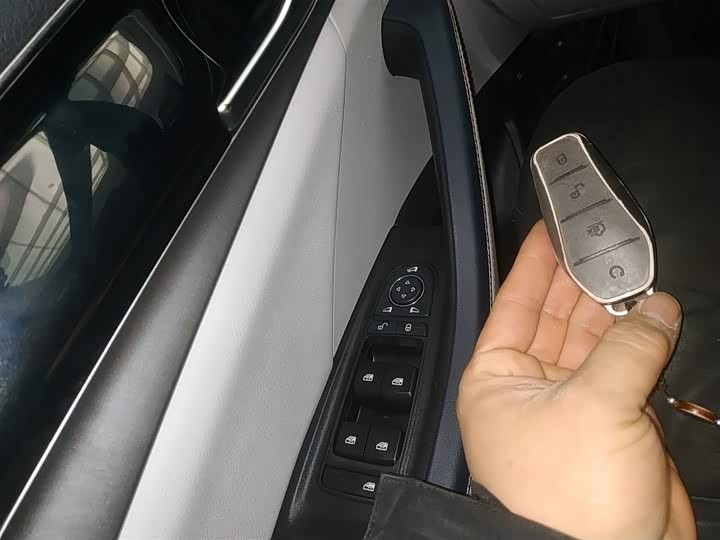 Фото 9 - BYD Qin Plus