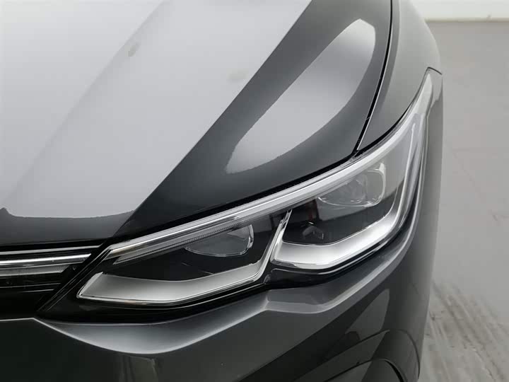 Фото 7 - Volkswagen Golf