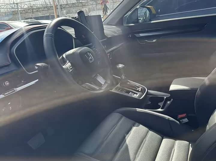 Фото 2 - Honda CR-V