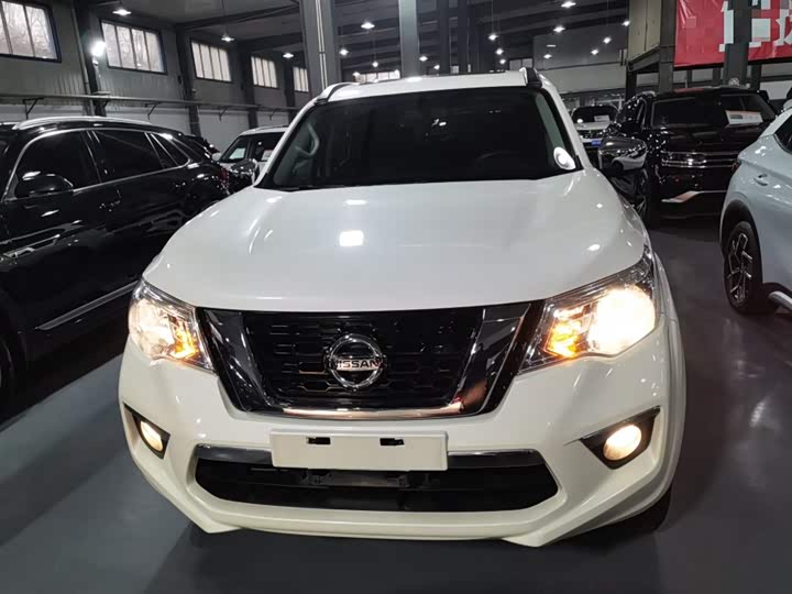 Фото 3 - Nissan Terra