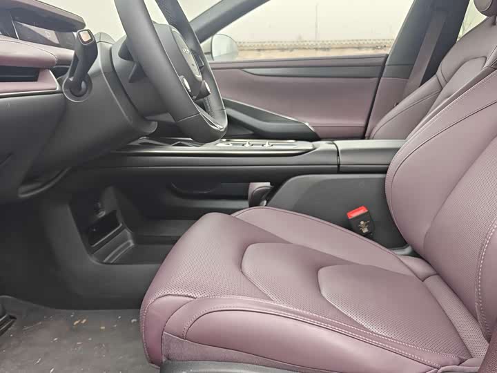 Фото 4 - Xiaomi SU7