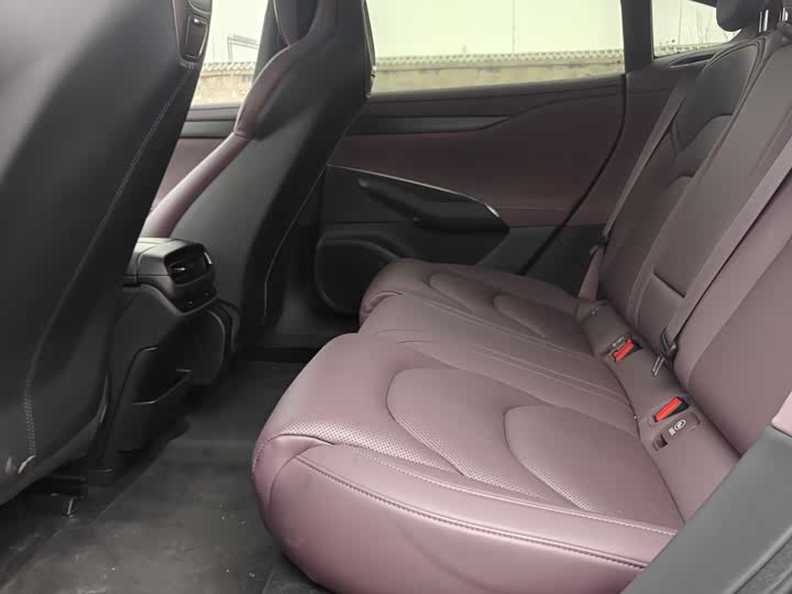 Фото 6 - Xiaomi SU7