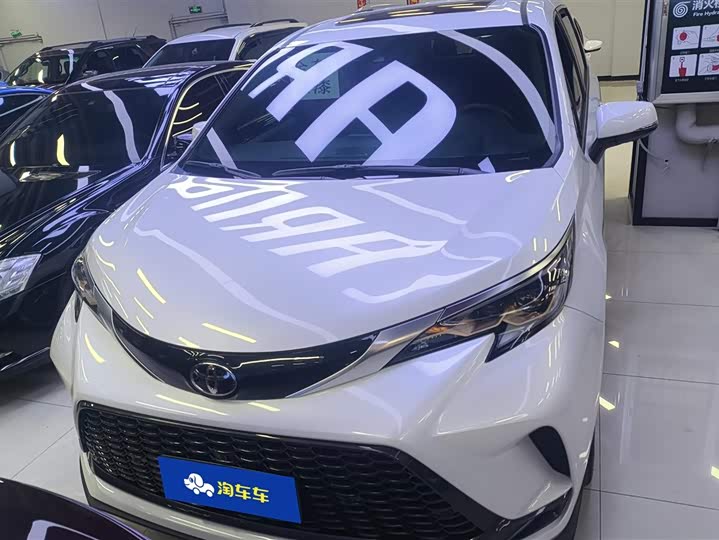 Фото 2 - Toyota Granvia