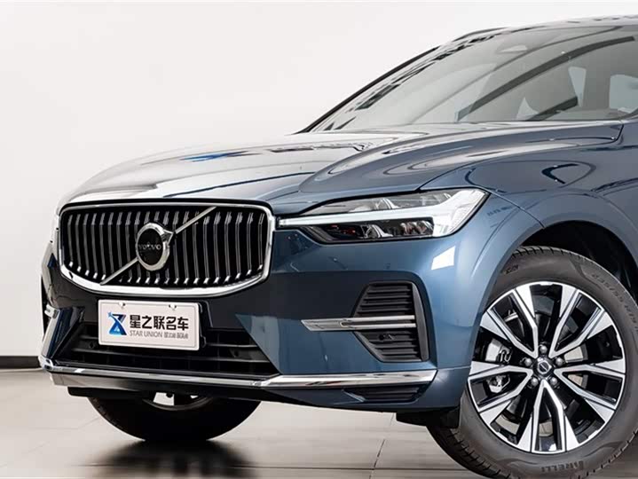 Фото 3 - Volvo XC60