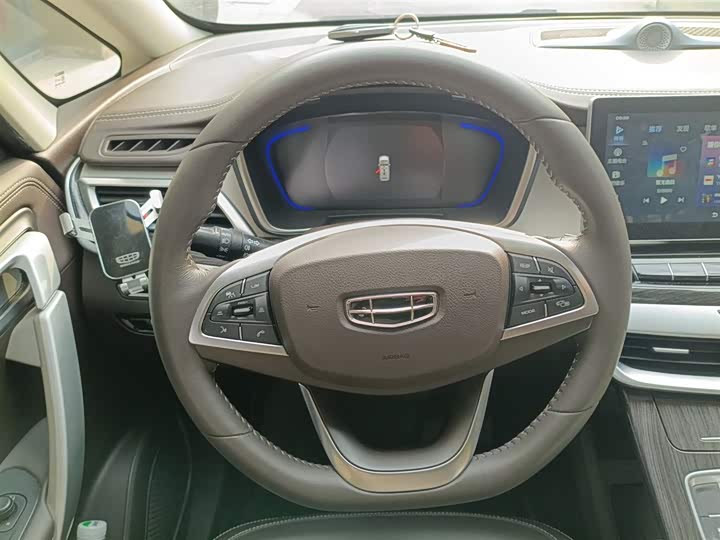 Фото 3 - Geely Jiaji