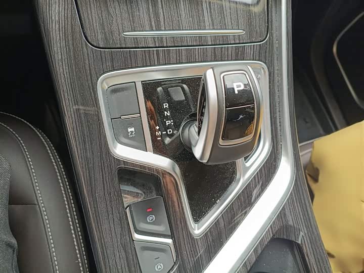 Фото 9 - Geely Jiaji