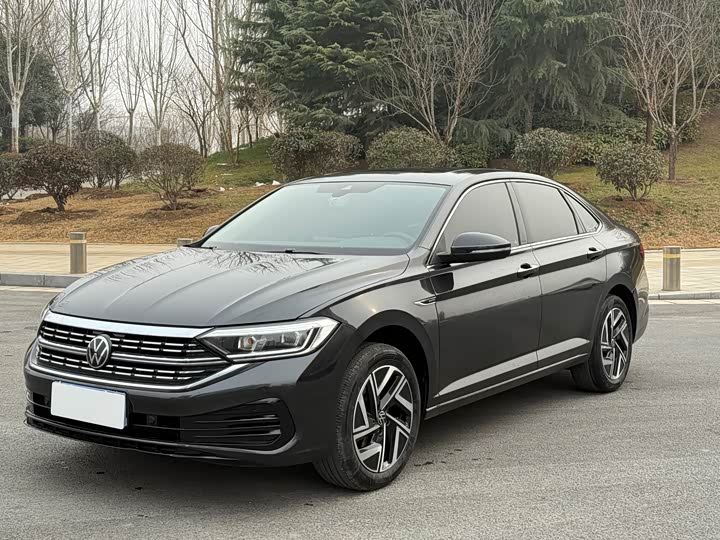 Фото 1 - Volkswagen Sagitar L