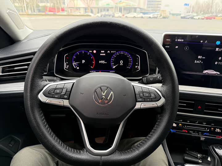 Фото 7 - Volkswagen Sagitar L