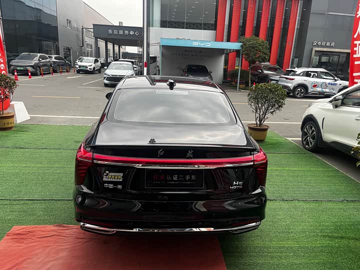 Фото 2 - Hongqi H5