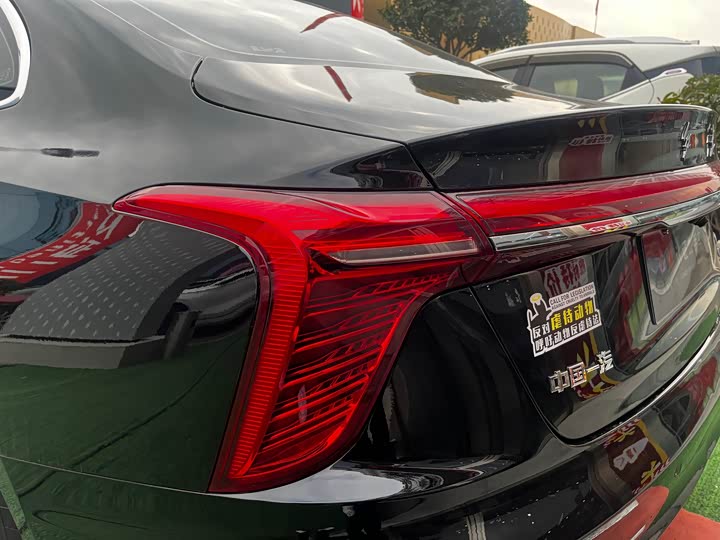 Фото 5 - Hongqi H5