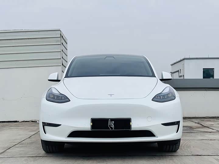 Фото 2 - Tesla Model Y