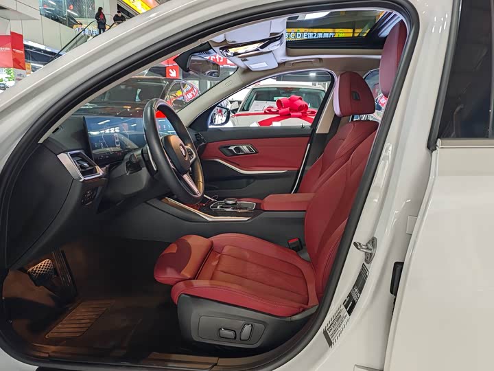 Фото 4 - BMW 3 Series