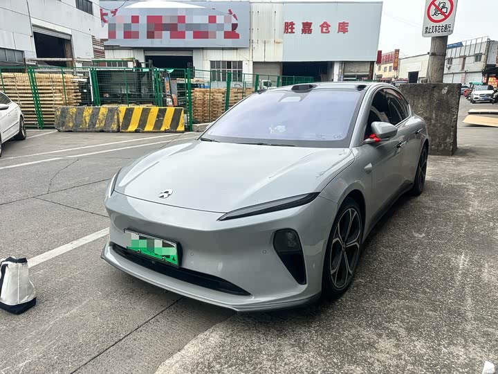 Фото 1 - Nio ET5