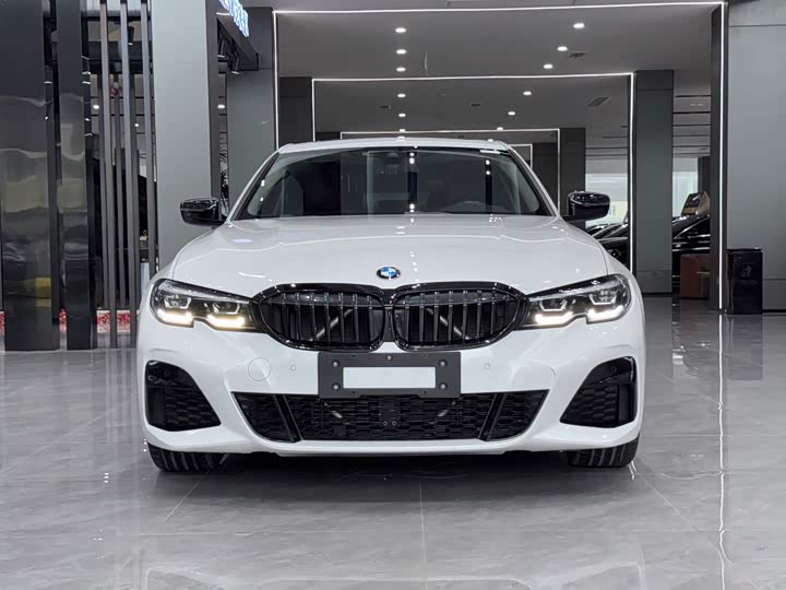 Фото 2 - BMW 3 Series